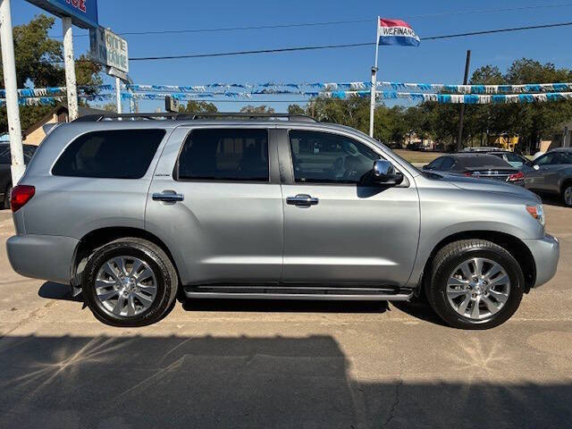 2011 Toyota Sequoia Limited