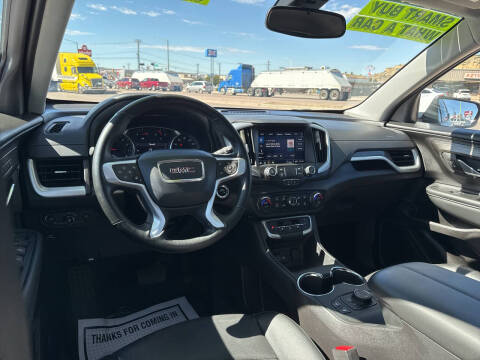 2024 GMC Terrain SLT