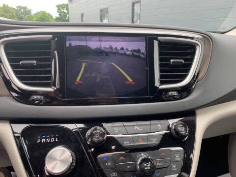 2018 Chrysler Pacifica Touring L