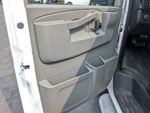 2023 Chevrolet Express 2500