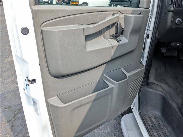 2023 Chevrolet Express 2500