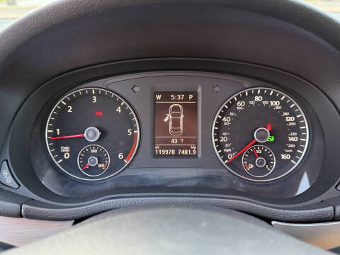 2014 Volkswagen Passat 2.0L TDI SE