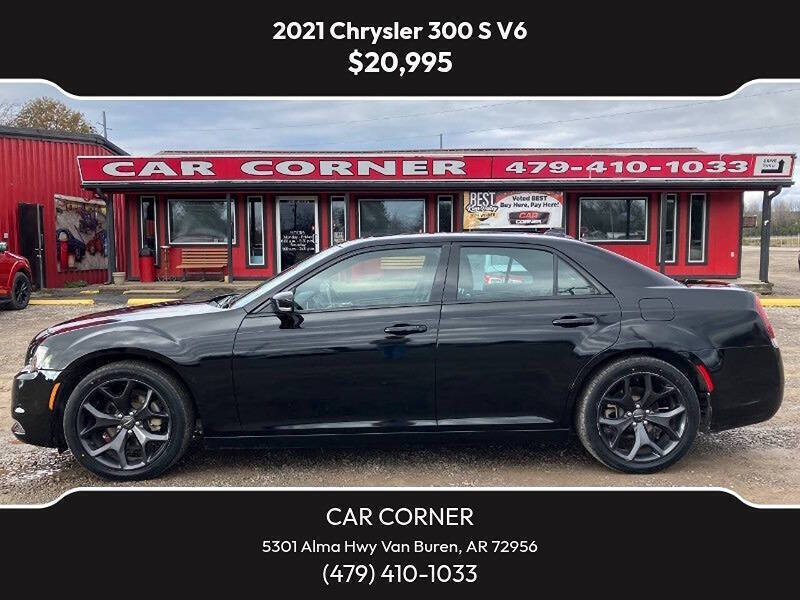 2021 Chrysler 300 S's photo