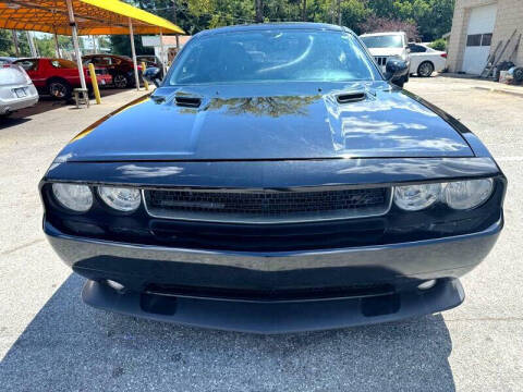 2011 Dodge Challenger R/T Plus