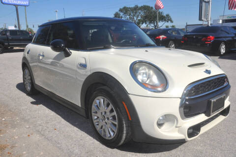 2015 MINI Hardtop 2 Door Cooper S