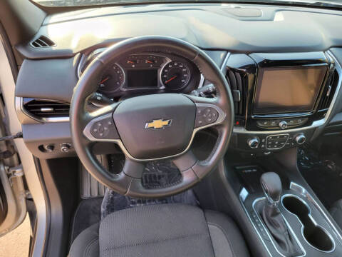 2022 Chevrolet Traverse LT Cloth