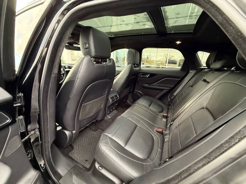 2019 Jaguar F-PACE S