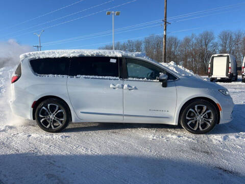 2026 Chrysler Pacifica Pinnacle