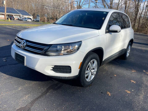 2012 Volkswagen Tiguan for sale at Volpe Preowned in North Branford CT