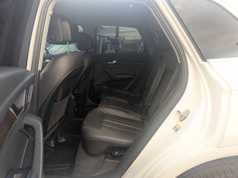 2020 Audi Q5 quattro Premium 45 TFSI