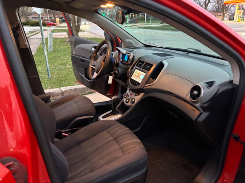 2013 Chevrolet Sonic LT Auto
