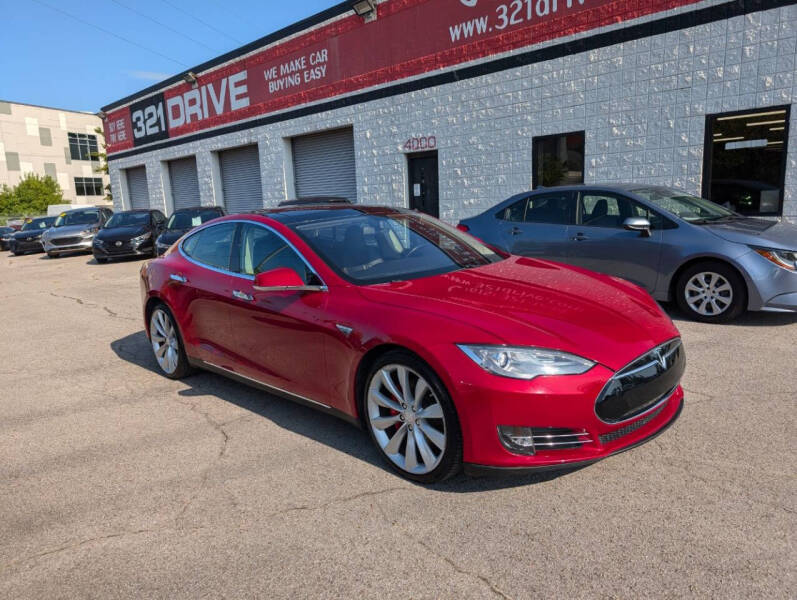2013 Tesla Model S Performance