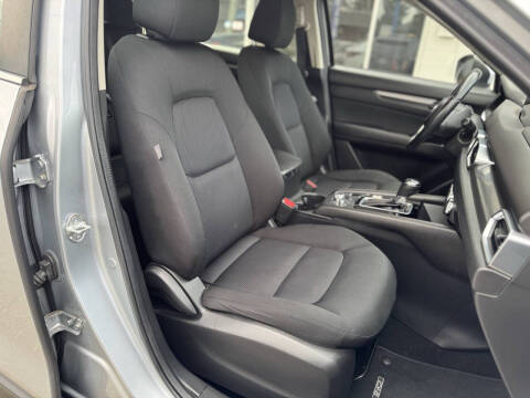 2018 Mazda CX-5 Sport