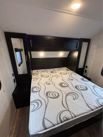 2021 Forest River Cherokee Grey Wolf