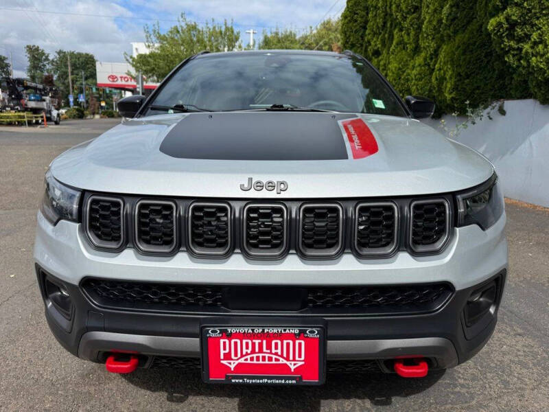 2025 Jeep Compass Trailhawk