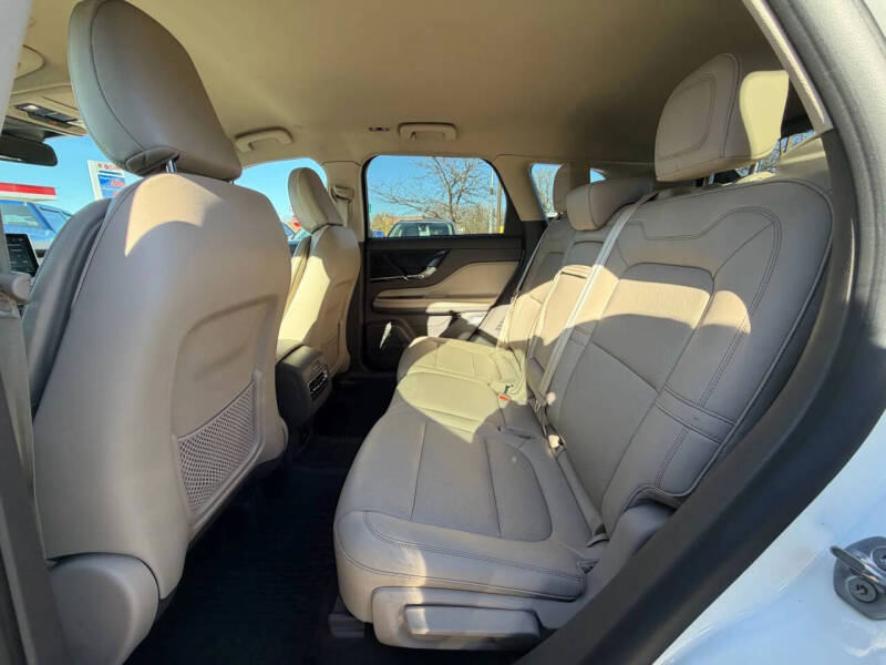 2022 Lincoln Corsair Standard