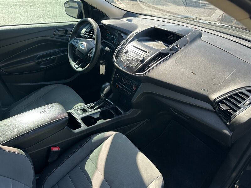 2017 Ford Escape S