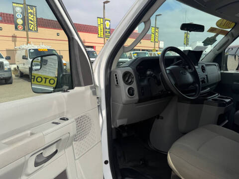 2014 Ford E-Series E-150