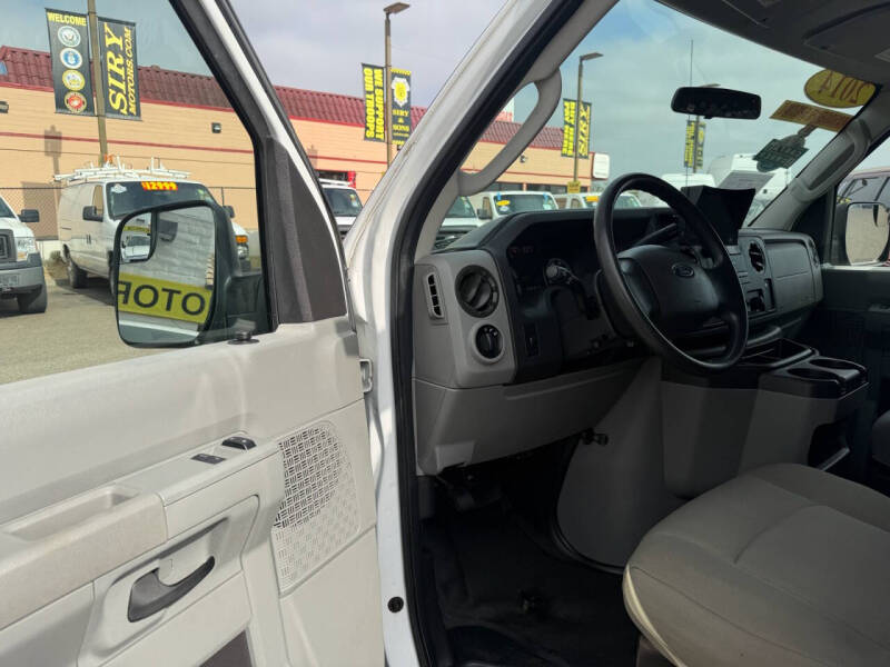2014 Ford E-Series E-150
