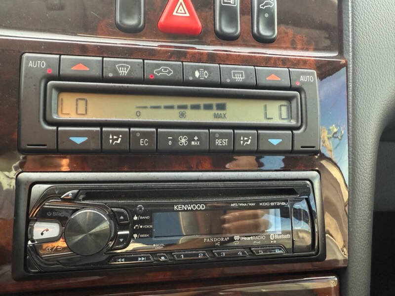 2001 Mercedes-Benz E-Class E 320