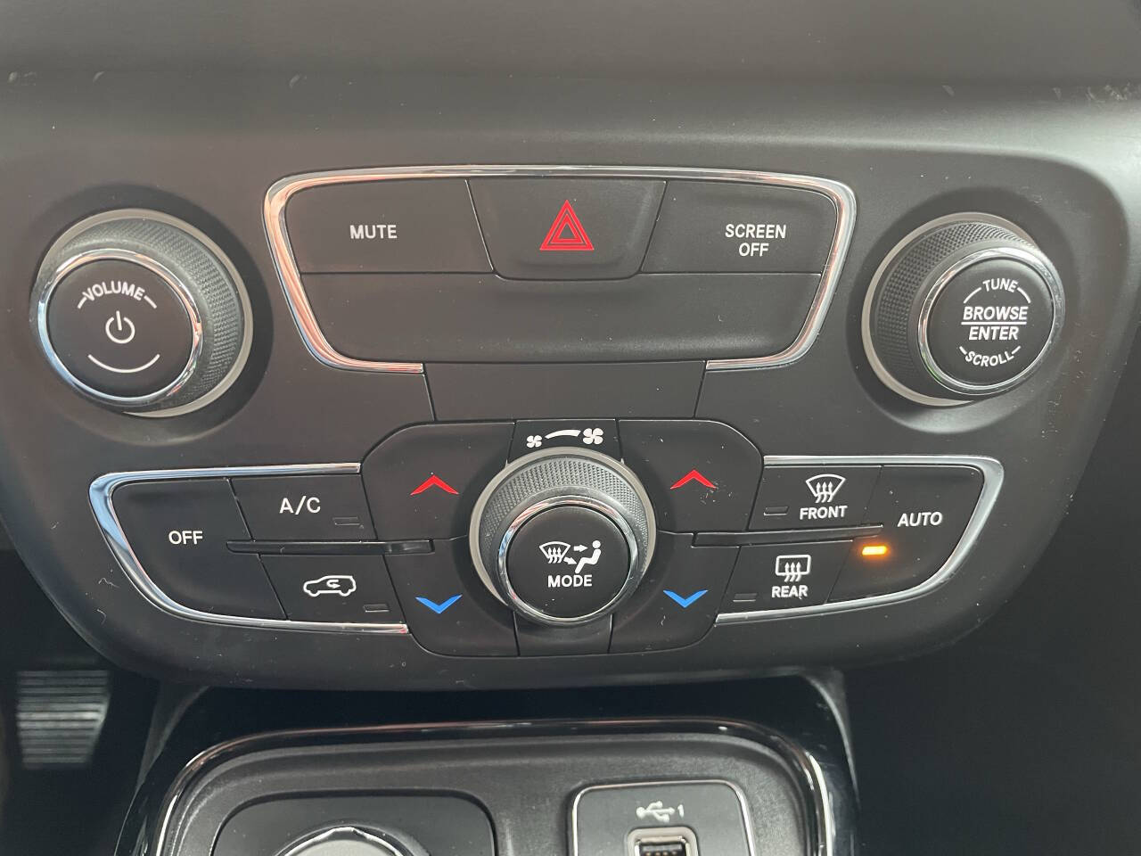 2020 Jeep Compass Limited photo 19