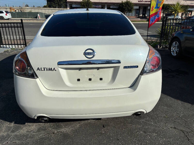2009 Nissan Altima Hybrid