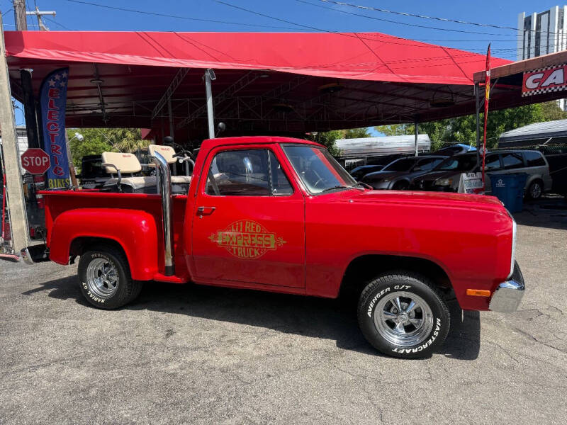 1982 Dodge Little express