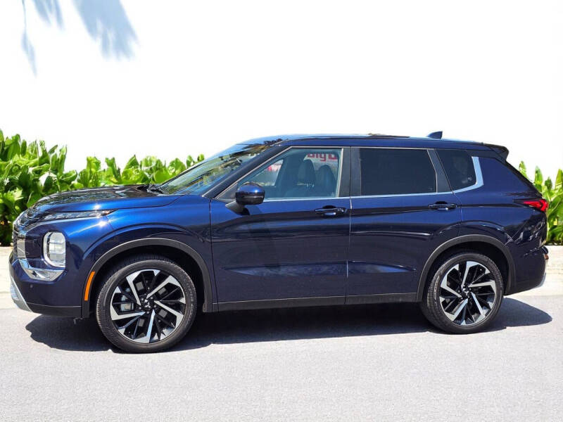 2024 Mitsubishi Outlander SE Black Edition