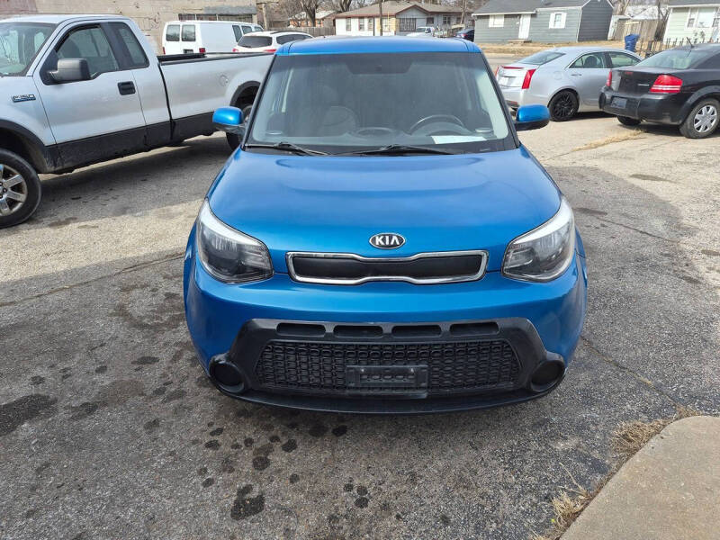 2016 Kia Soul +
