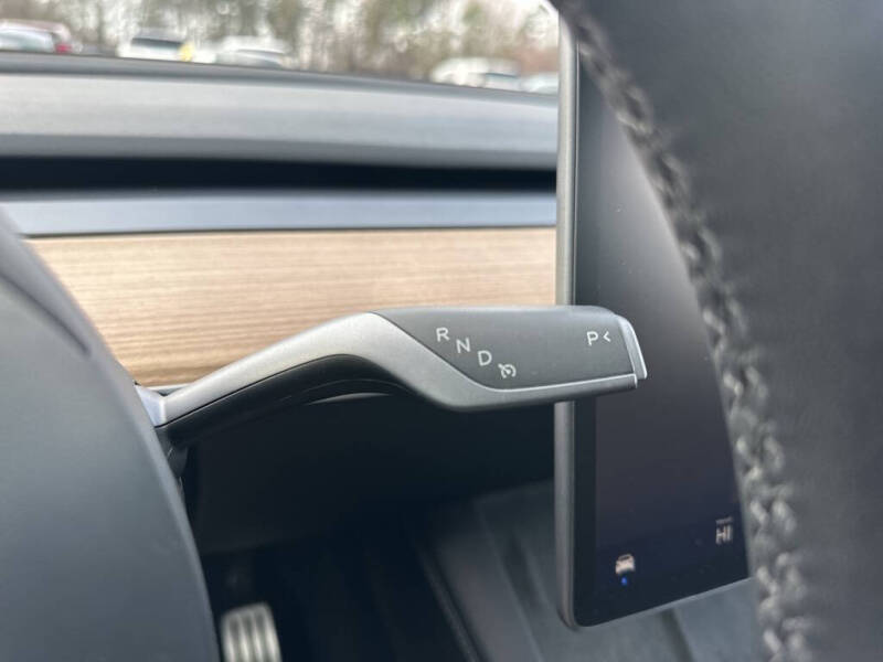 2024 Tesla Model Y Performance