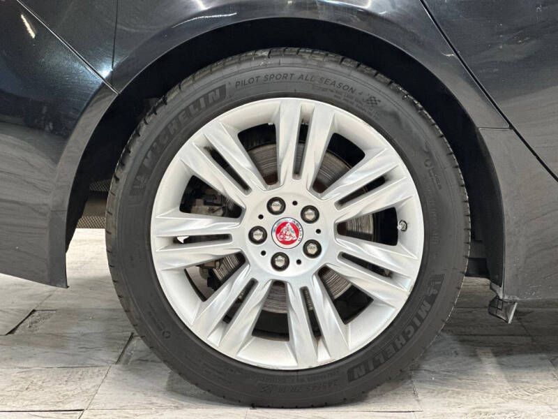 2016 Jaguar XF 35t Premium