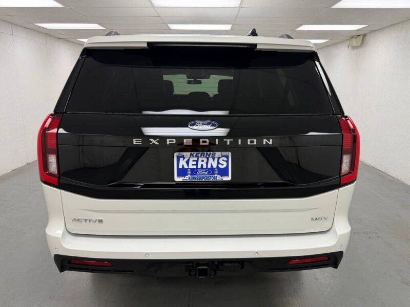 2026 Ford Expedition MAX Active