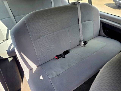 2011 Ford E-Series E-350 SD XLT