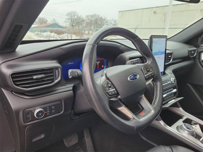 2020 Ford Explorer ST