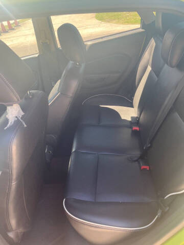 2011 Ford Fiesta SEL