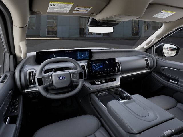 2027 Ford Expedition MAX Active