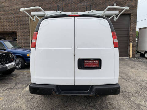 2017 Chevrolet Express 2500