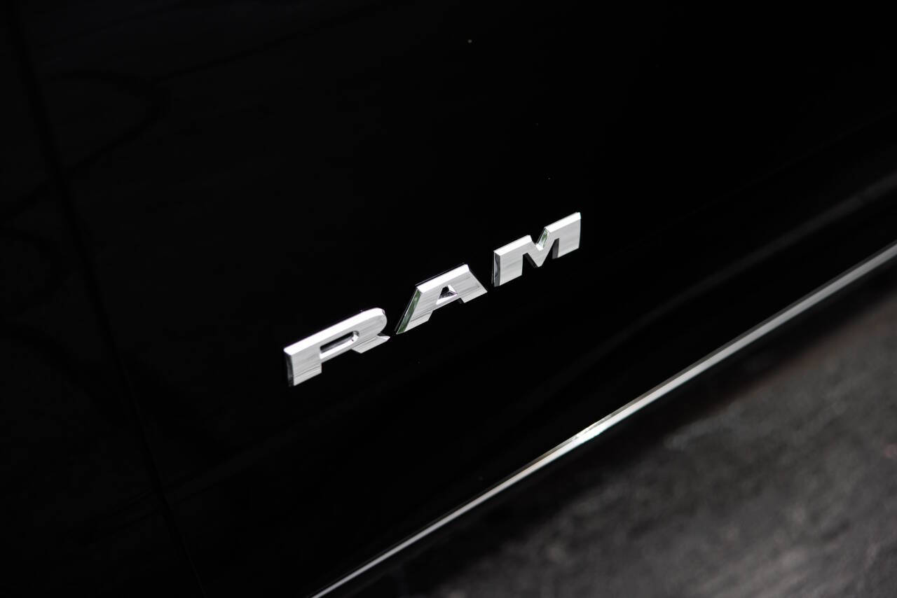 2024 RAM 3500 11