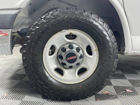 2013 GMC Savana LT 2500