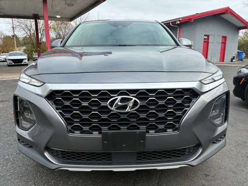 2019 Hyundai Santa Fe SE 2.4L