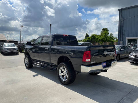 2020 RAM 1500 Classic SLT