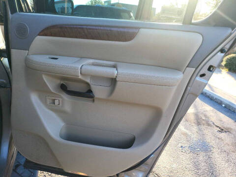 2009 Nissan Armada LE