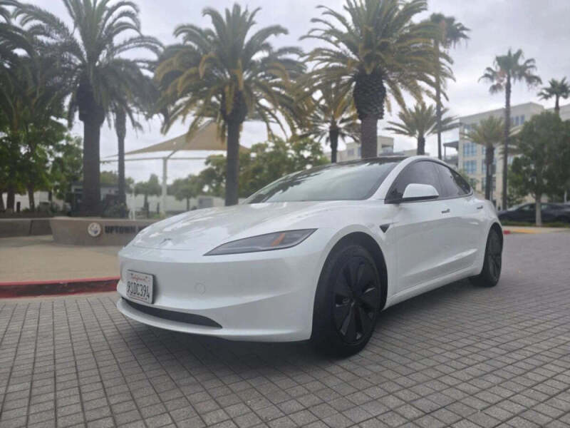 2025 Tesla Model 3 Long Range