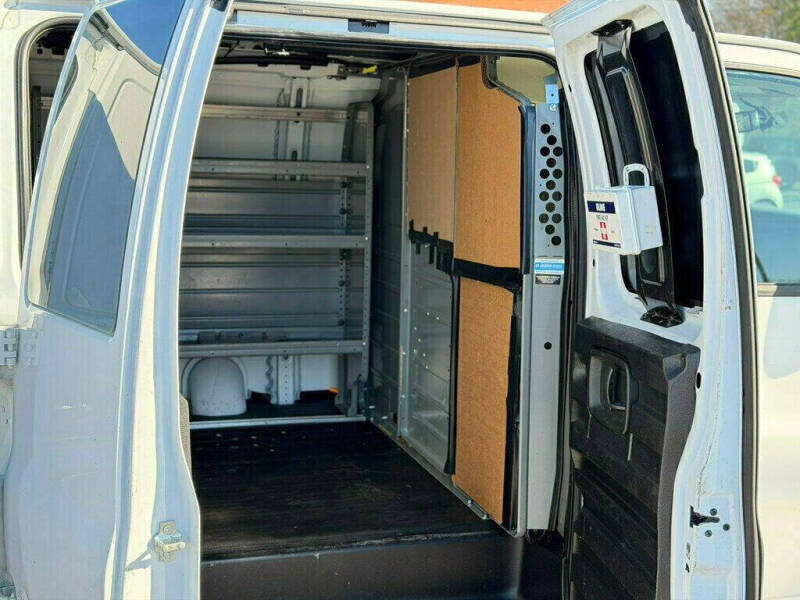 2019 Chevrolet Express 2500