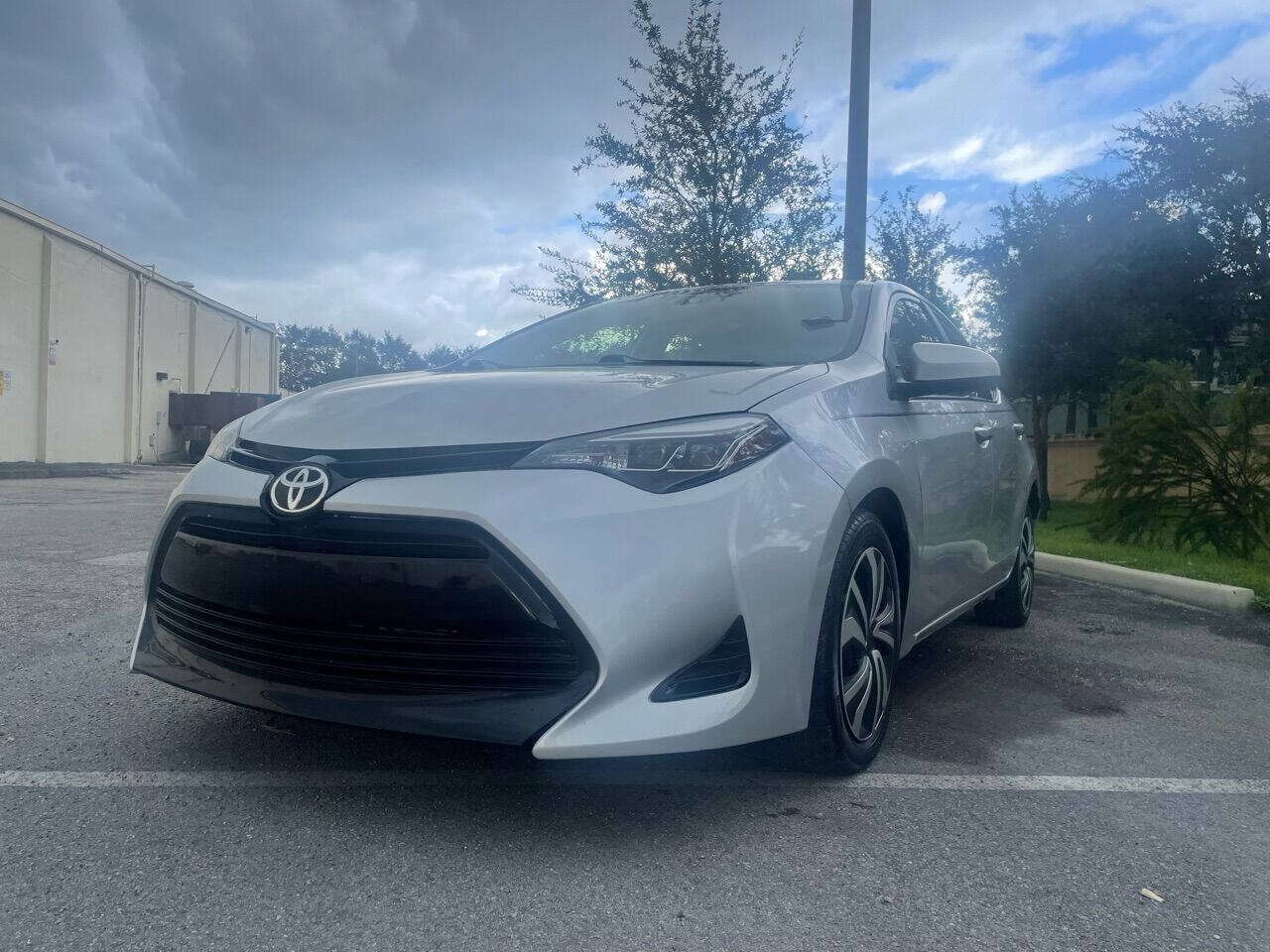 2019 TOYOTA Corolla Sedan - $12,900