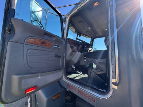 2006 Peterbilt 385