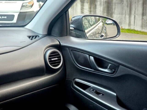 2021 Hyundai Kona SE