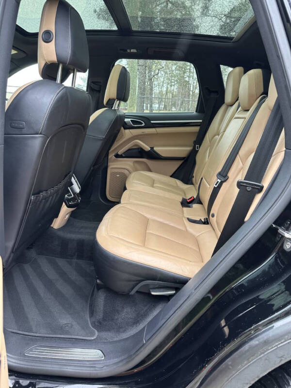 2016 Porsche Cayenne S