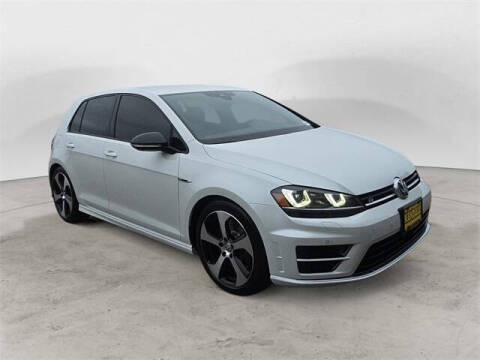 2017 Volkswagen Golf R 4Motion
