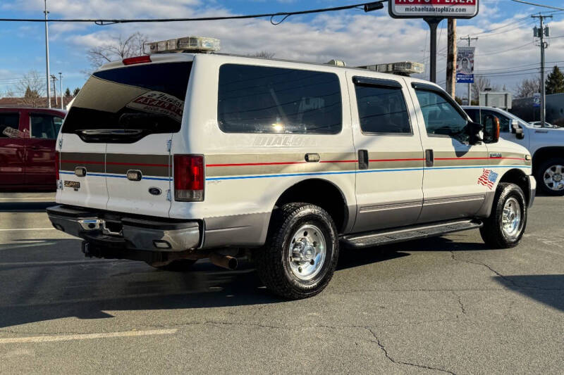 2005 Ford Excursion XLT
